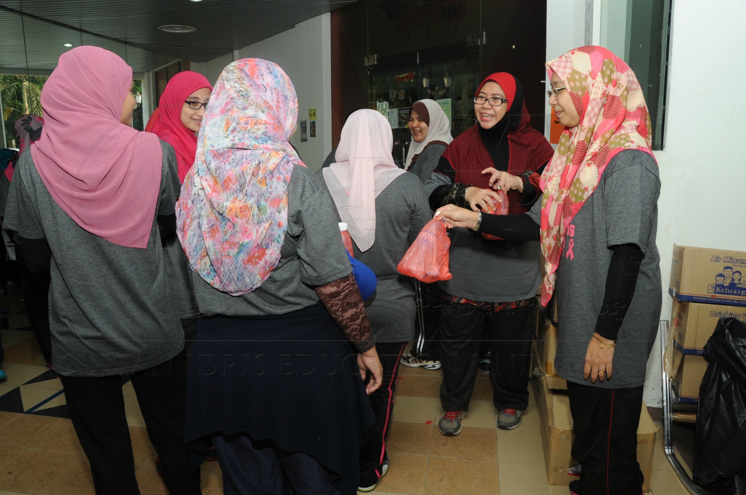 PRO 16 69 Karnival Pewaris 2016   UPSIHAS 8156